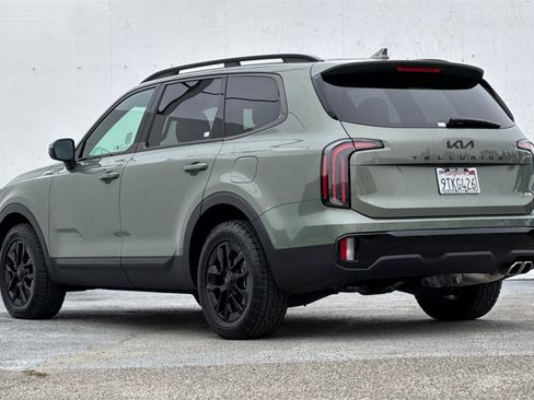 Used 2025 Kia Telluride AWD image 6