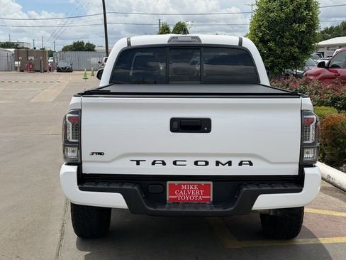 Used 2021 Toyota Tacoma SR w/ SR Convenience Package RWD image 6