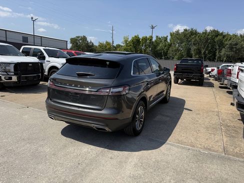 Used 2020 Lincoln Nautilus Reserve FWD image 5