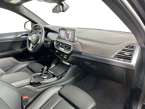 Used 2025 BMW X4 xDrive30i image 30