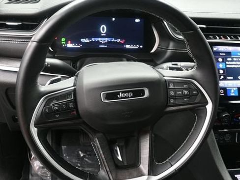 Used 2021 Jeep Grand Cherokee L Limited AWD/4WD image 19