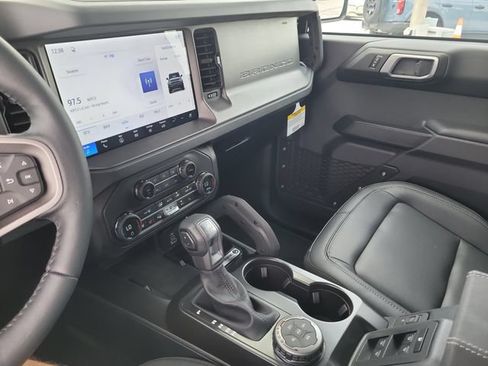 New 2026 Ford Bronco Badlands AWD/4WD image 21