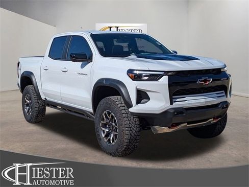 New 2025 Chevrolet Colorado ZR2 w/ Technology Package image 1