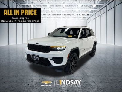 Used 2024 Jeep Grand Cherokee Altitude