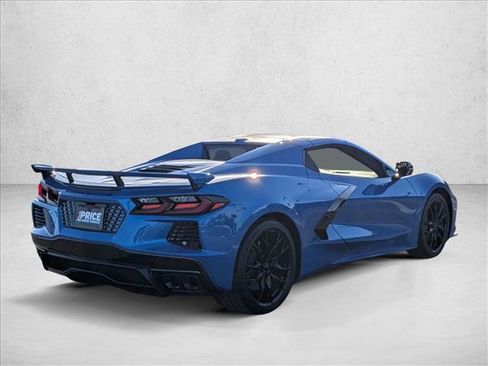 Used 2025 Chevrolet Corvette Stingray Premium Conv w/ Z51 Performance Package RWD image 6