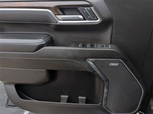 Certified 2025 GMC Sierra 1500 SLT w/ SLT Premium Plus Package image 14