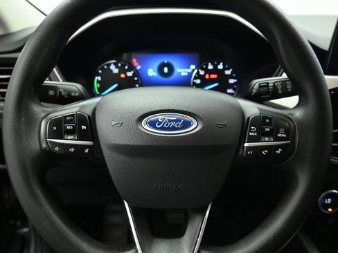Used 2021 Ford Escape SE image 13