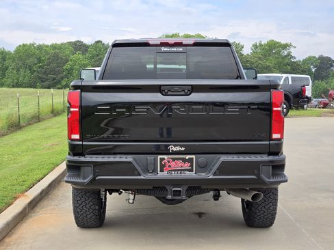 New 2026 Chevrolet Silverado 2500 LTZ w/ Trail Boss Package AWD/4WD image 4