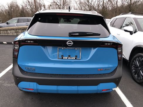 New 2026 Nissan Kicks SR w/ Cold Weather Package image 18