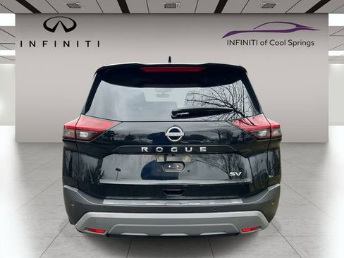 Used 2023 Nissan Rogue SV w/ SV Premium B Package image 6