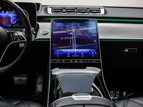 Used 2023 Mercedes-Benz Maybach S 580 4MATIC image 13