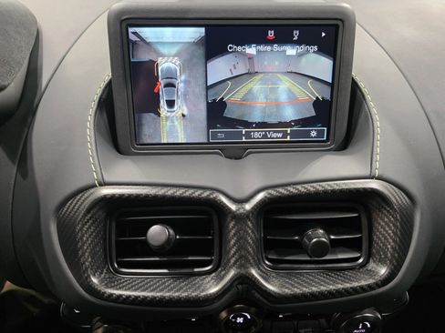 Used 2023 Aston Martin V8 Vantage Coupe image 13