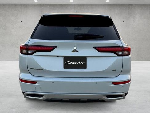 Used 2024 Mitsubishi Outlander SE FWD image 15