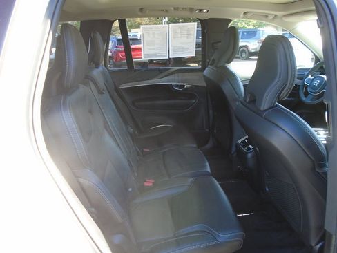 Used 2022 Volvo XC90 T6 Inscription w/ Advanced Package image 10