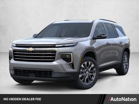 New 2026 Chevrolet Traverse LT w/ Sun and Wheel Package FWD image 1