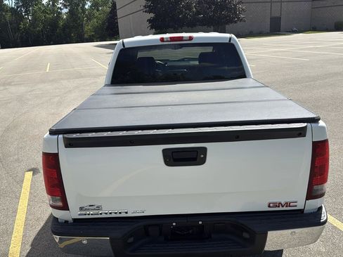 Used 2013 GMC Sierra 1500 SLT w/ SLT Convenience Package AWD/4WD image 7