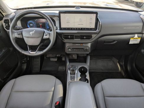 Used 2025 Ford Bronco Sport Badlands image 15