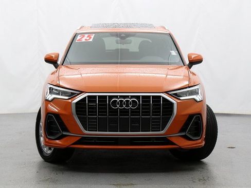Used 2025 Audi Q3 2.0T Premium image 5