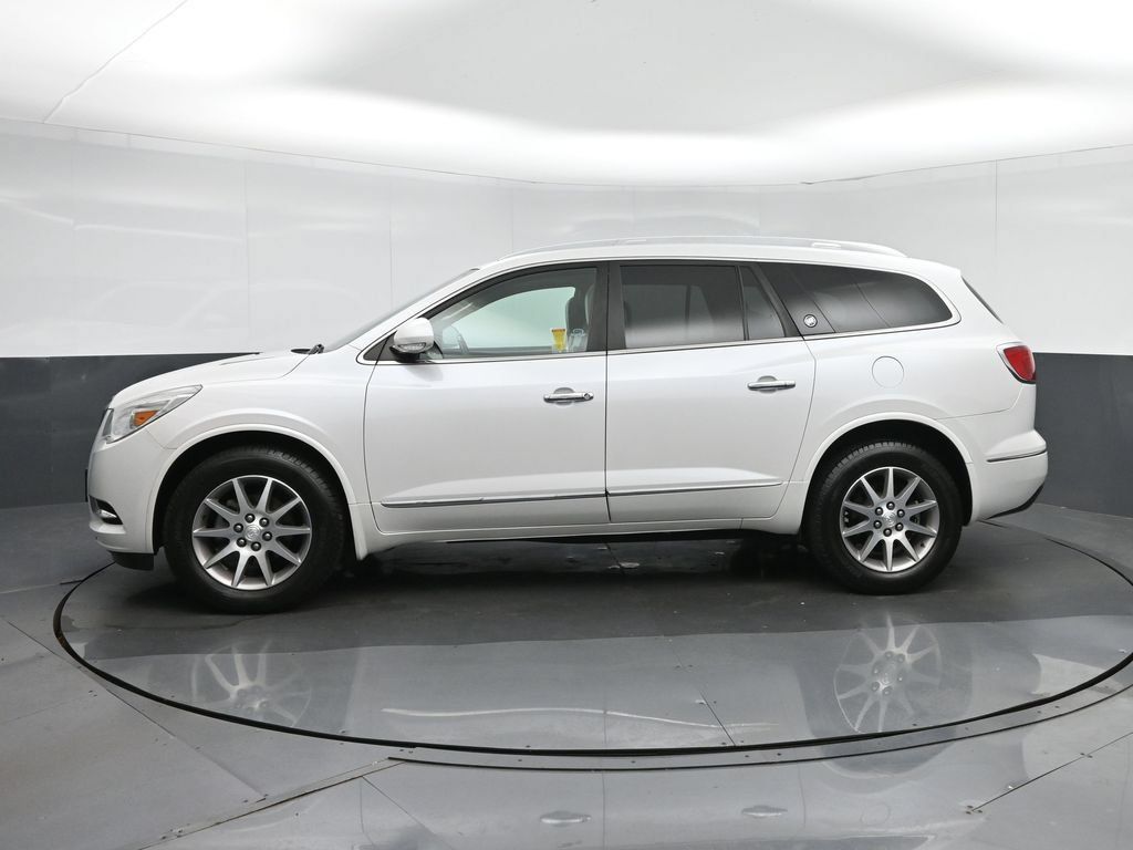 Used 2017 Buick Enclave Leather AWD/4WD image 4