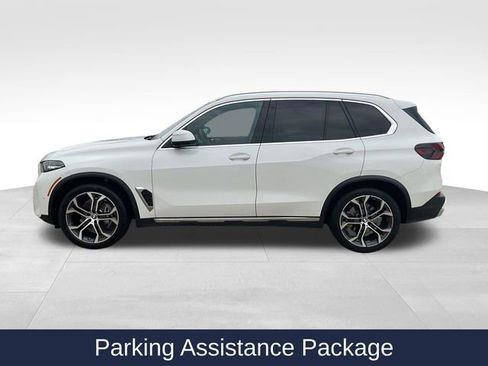 Used 2024 BMW X5 sDrive40i w/ Parking Assistance Package image 5