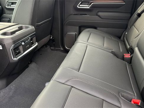 New 2026 GMC Sierra 2500 Denali w/ Denali Reserve Package image 13