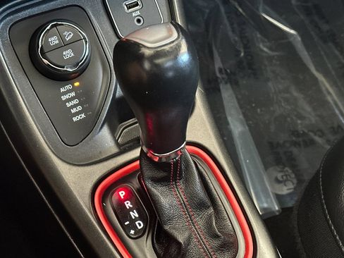 Used 2019 Jeep Compass Trailhawk w/ Leather Interior Group AWD/4WD image 22