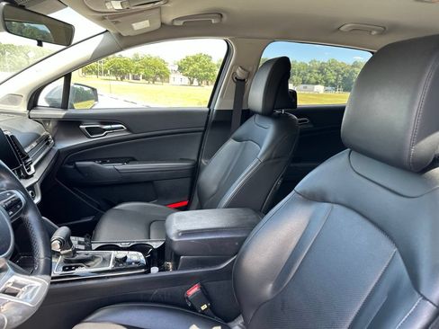 Used 2023 Kia Sportage EX FWD image 10