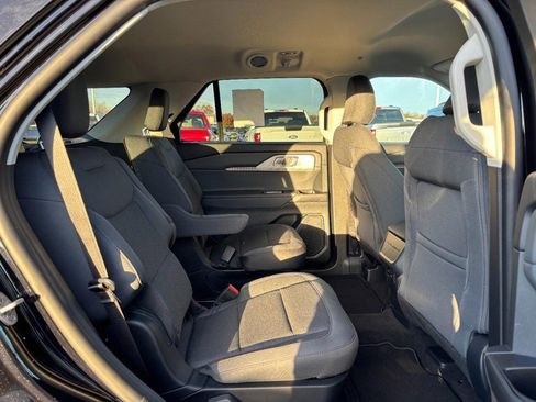 New 2026 Ford Explorer Active image 5