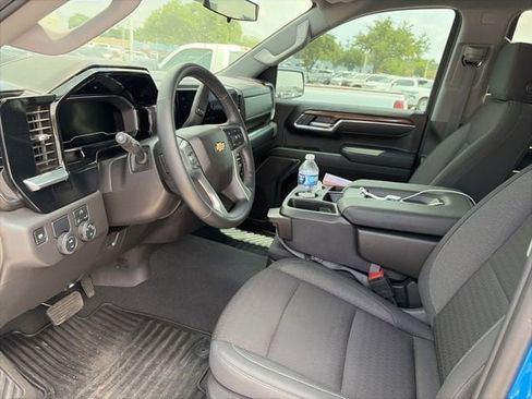 Used 2025 Chevrolet Silverado 1500 LT w/ Texas Edition Plus RWD image 12