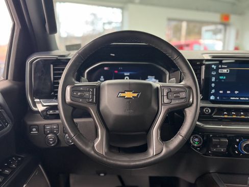 Used 2024 Chevrolet Silverado 1500 High Country w/ High Country Premium Package image 22