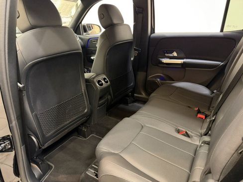 Certified 2025 Mercedes-Benz GLB 250 4MATIC w/ Winter Package image 20