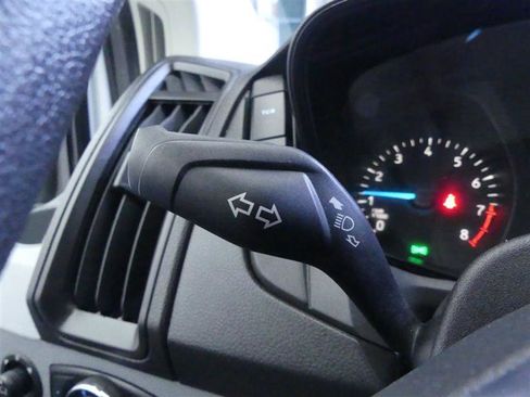 Used 2018 Ford Transit 250 148 Medium Roof image 15