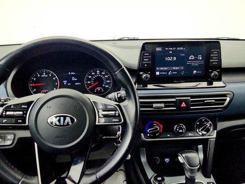 Used 2021 Kia Seltos S image 12