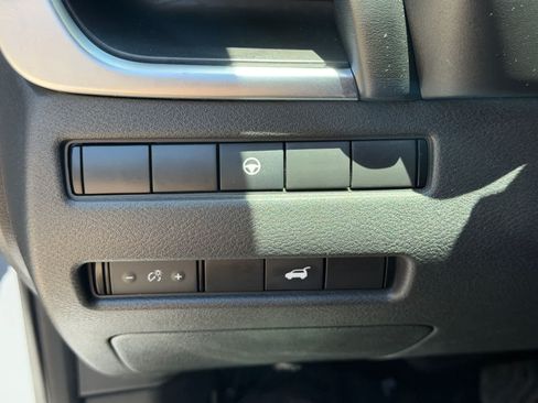 Certified 2021 Nissan Rogue SL FWD image 18