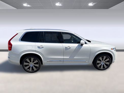 Certified 2023 Volvo XC90 B6 Ultimate w/ Lounge Package AWD/4WD image 8