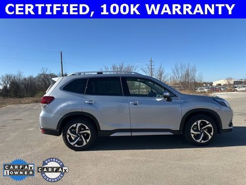 Used 2023 Subaru Forester Touring image 2