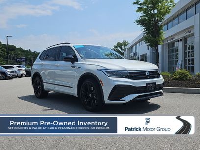 Certified 2024 Volkswagen Tiguan SE R-Line