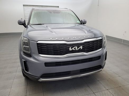 Used 2022 Kia Telluride EX w/ EX Premium Package FWD image 14