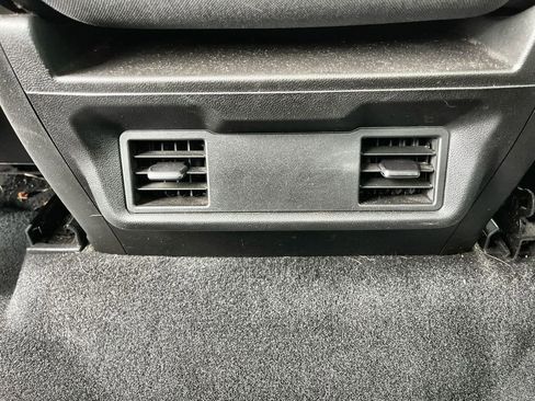 Used 2022 Chevrolet Silverado 1500 Custom AWD/4WD image 19
