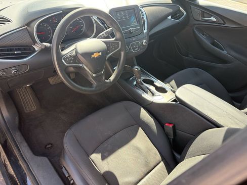Used 2016 Chevrolet Malibu LT FWD image 8
