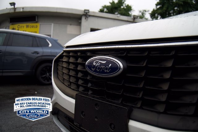 Certified 2024 Ford Escape SE FWD image 7