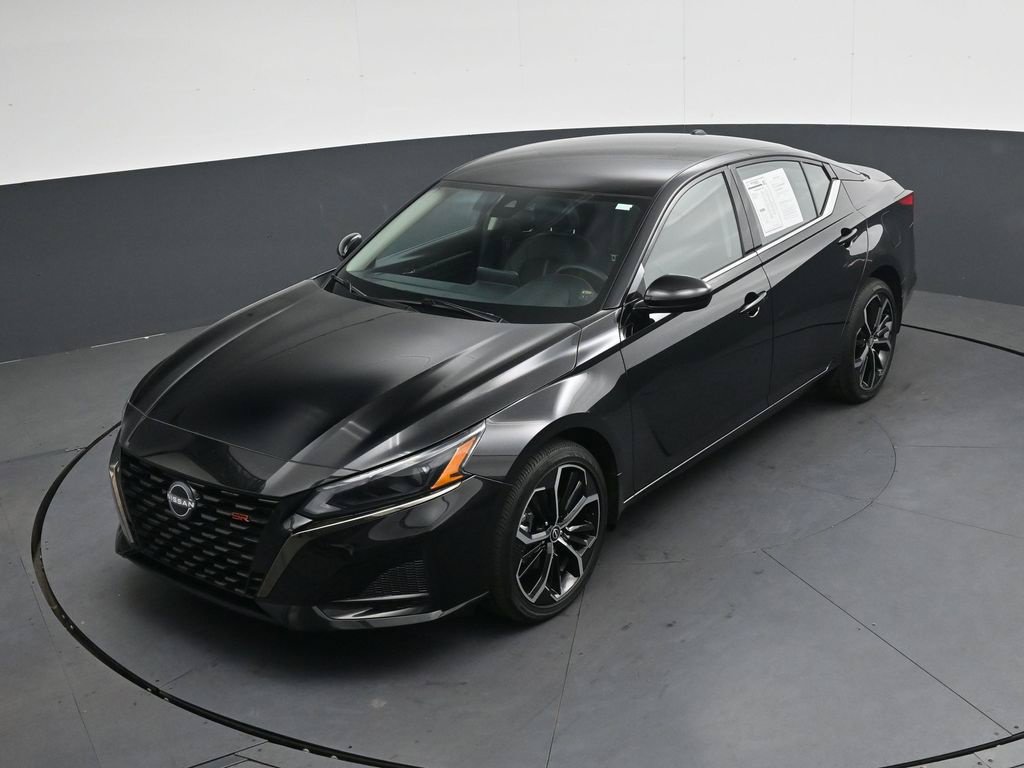 Certified 2025 Nissan Altima 2.5 SR AWD/4WD image 33