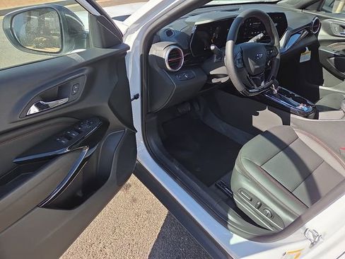 New 2026 Chevrolet Trax RS w/ Driver Confidence Package image 9