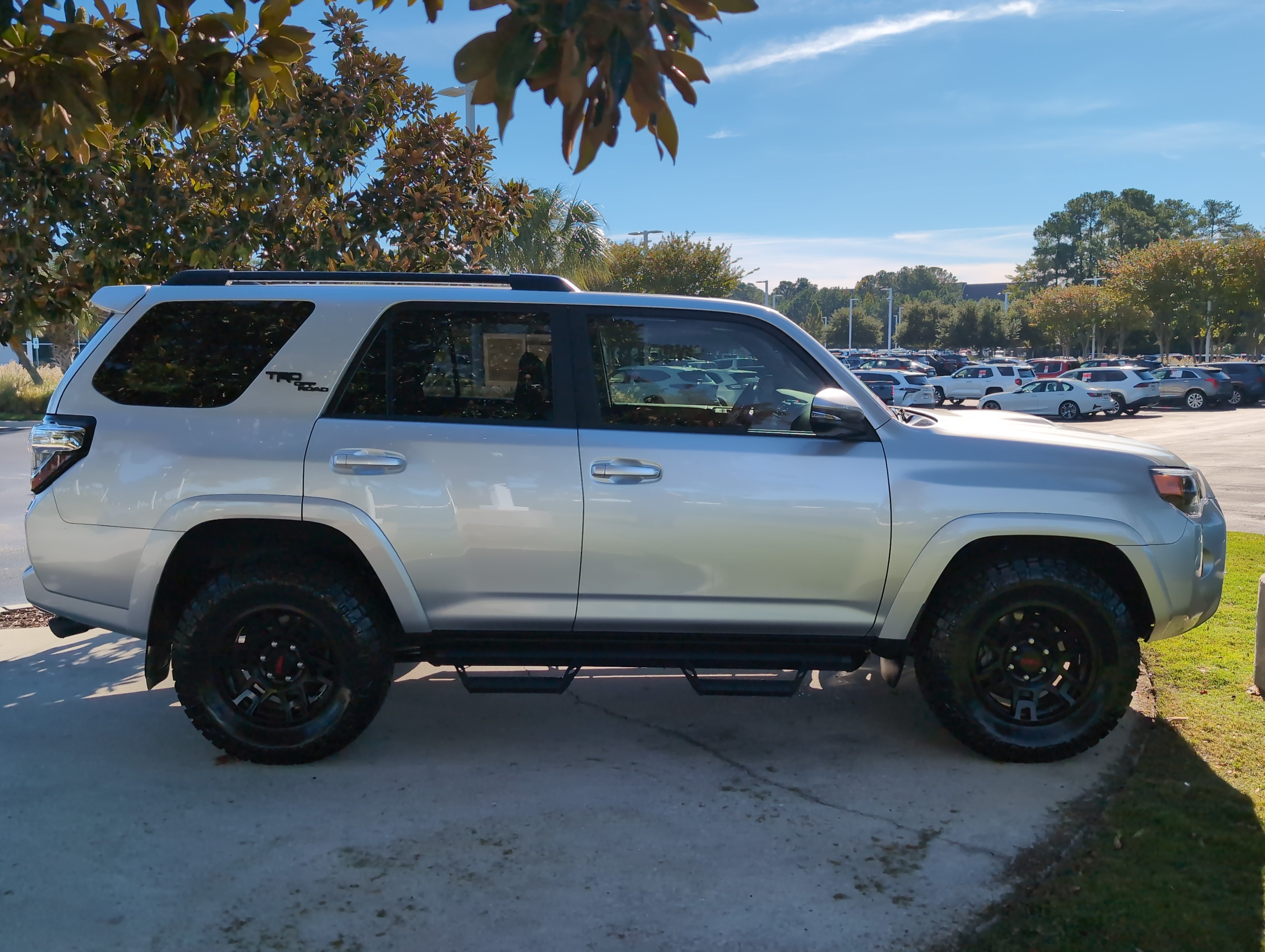 Certified 2023 Toyota 4Runner TRD Off-Road Premium w/ Moonroof Package AWD/4WD image 27