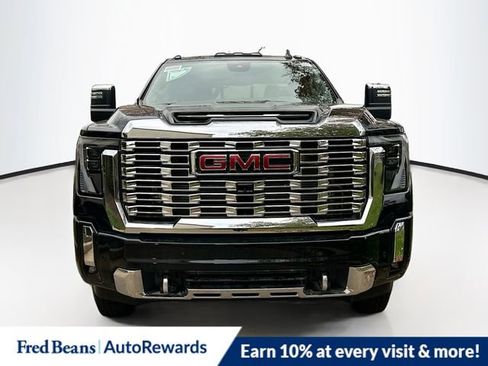 New 2026 GMC Sierra 3500 Denali w/ Technology Package image 2