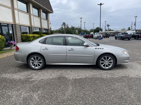 Used 2008 Buick LaCrosse Super FWD image 3