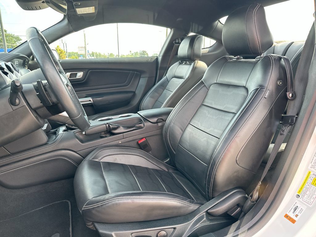 Used 2023 Ford Mustang GT Premium w/ Equipment Group 401A RWD image 7