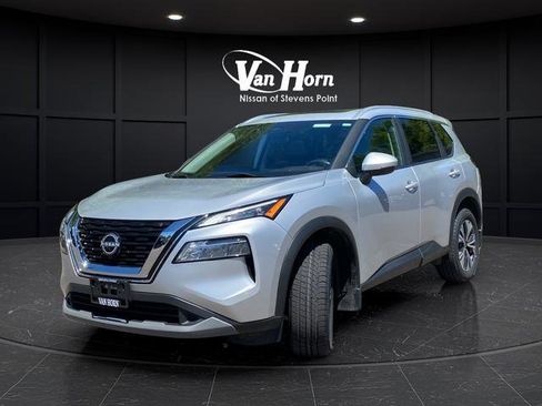 Used 2023 Nissan Rogue SV w/ SV Premium Package AWD/4WD image 3