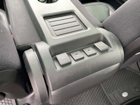 Used 2022 Land Rover Defender 110 X image 16