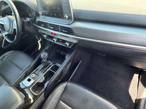 Used 2020 Kia Telluride LX FWD image 33